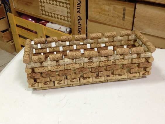 cestas hechas con tapones de corcho 4