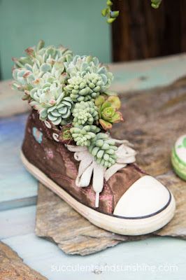 ideas creativas para decorar con zapatos viejos 10