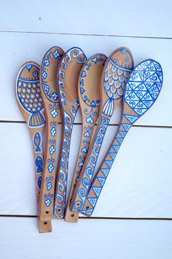 ideas para decorar cucharas de madera 8